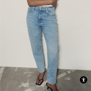 Zara Mom Fit Jeans